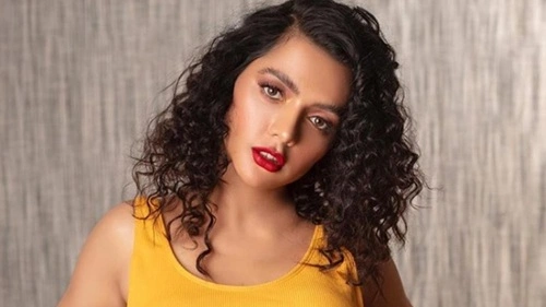 Ruhi Singh