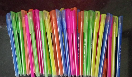 Use & Throw Ball Pens