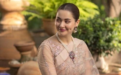 Hania Aamir